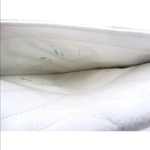 1980s Chanel White Caviar Chevron Stitched Bag - Picture 8 of 8